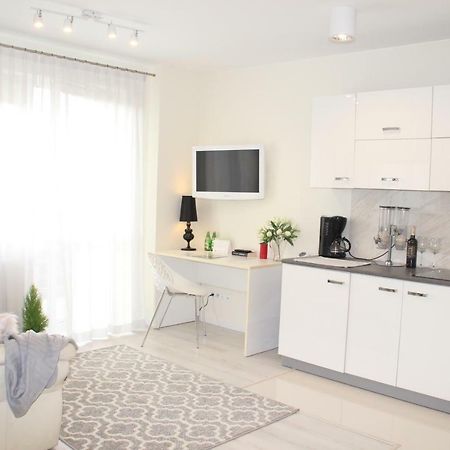 DeLux Appartement Kielce Buitenkant foto