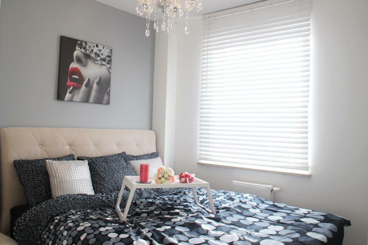 DeLux Appartement Kielce Buitenkant foto