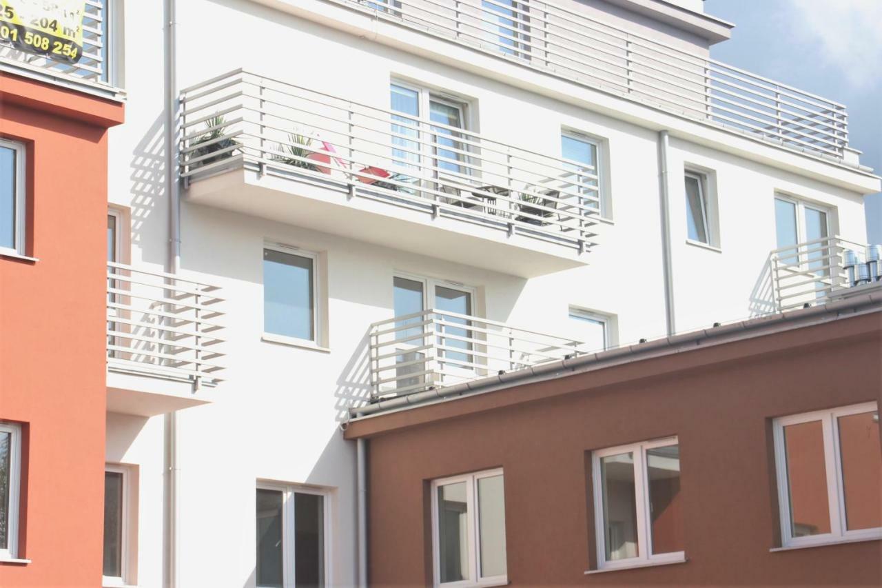DeLux Appartement Kielce Buitenkant foto